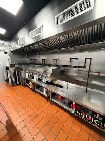 21840 Hillside Avenue Queens Village NY 11427