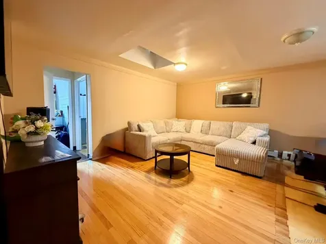 21840 Hillside Avenue Queens Village NY 11427
