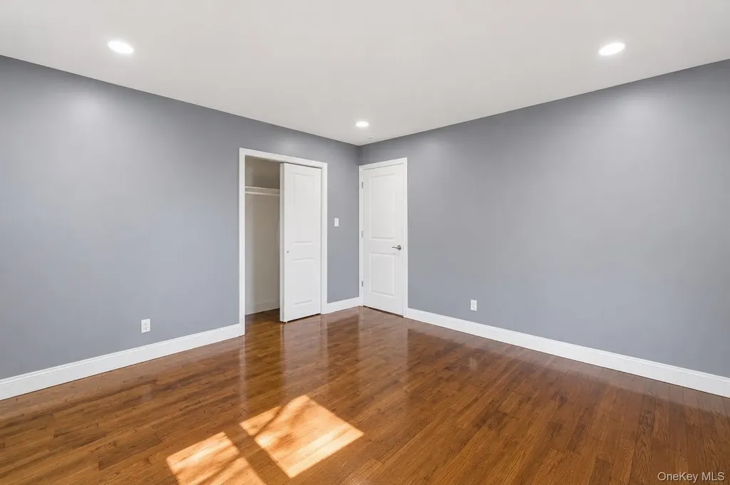 2206 Union Boulevard Bay Shore NY 11706