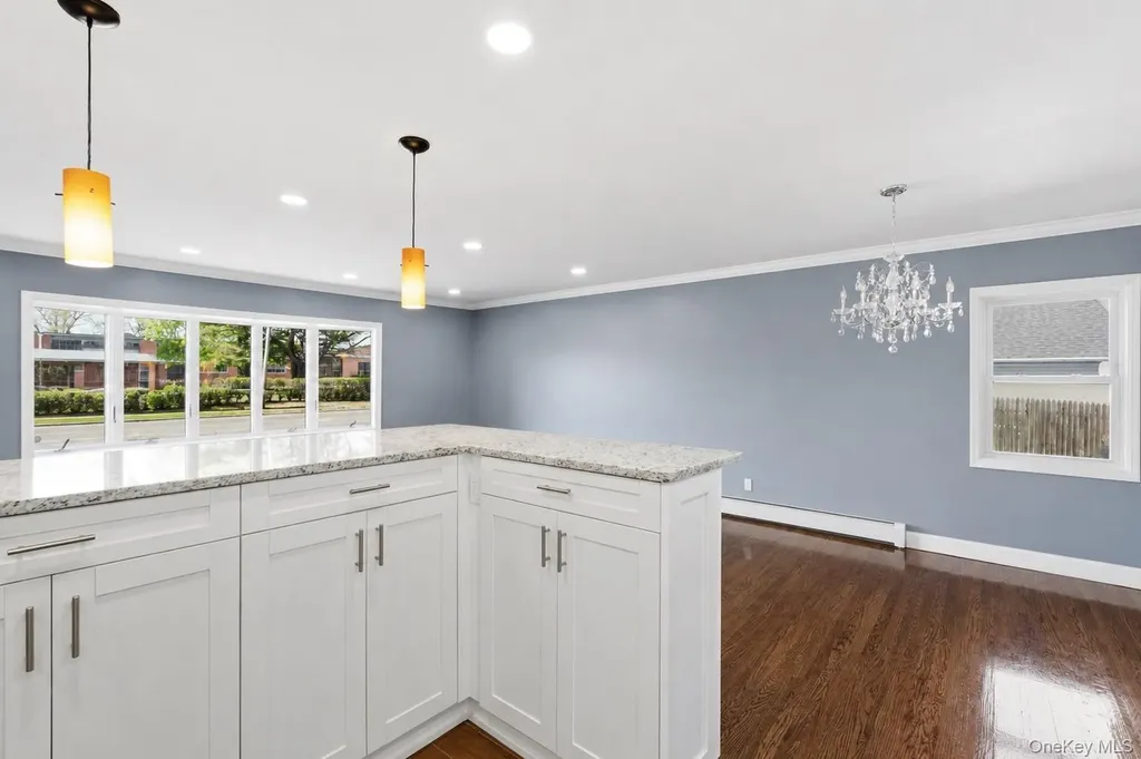 2206 Union Boulevard Bay Shore NY 11706