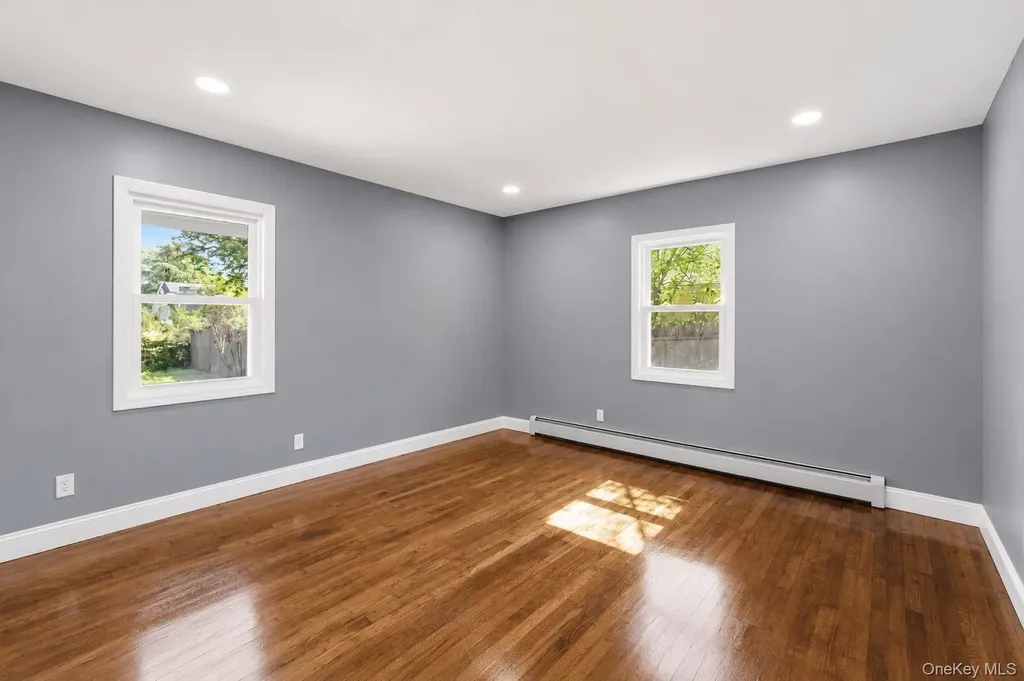2206 Union Boulevard Bay Shore NY 11706