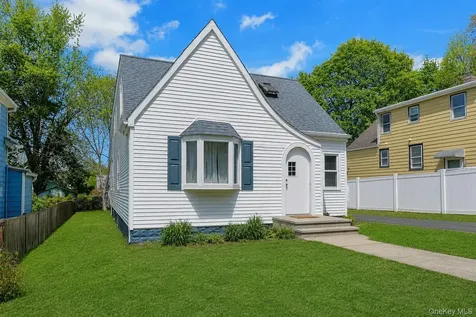 6 Willow Avenue Nyack NY 10960