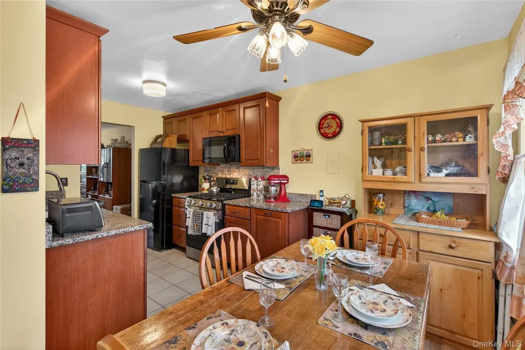 54 Whitman Court Middletown NY 10941