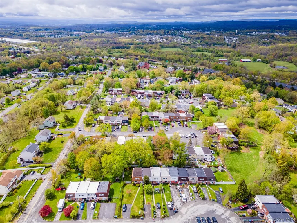 54 Whitman Court Middletown NY 10941