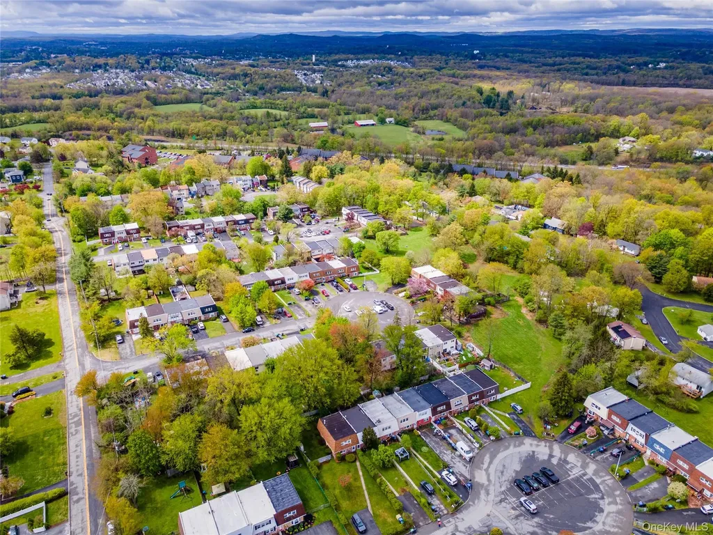 54 Whitman Court Middletown NY 10941