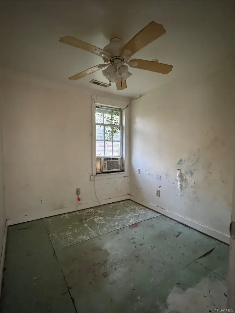 13 Anthony Street Middletown NY 10940