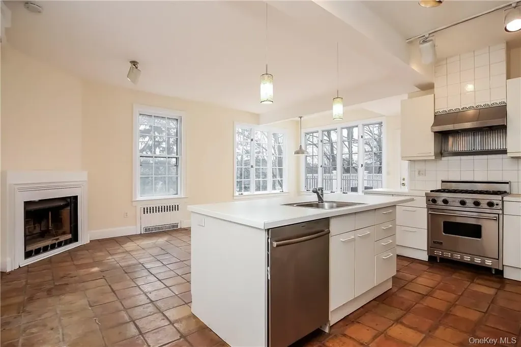 50 Greenacres Avenue Scarsdale NY 10583