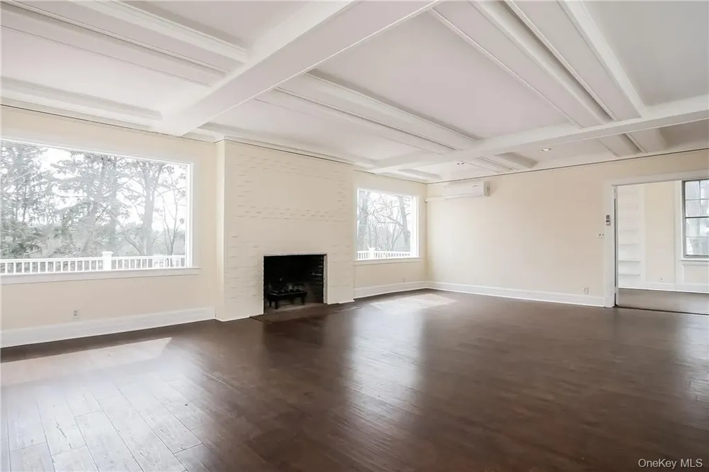 50 Greenacres Avenue Scarsdale NY 10583