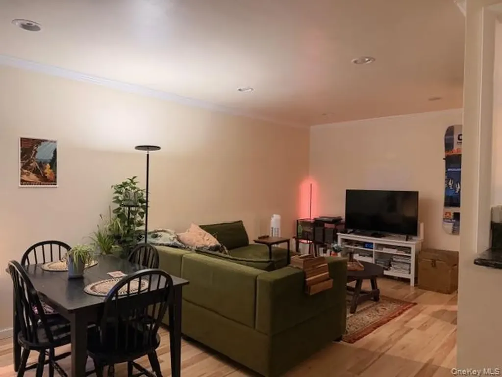 425 Shore Road Long Beach NY 11561