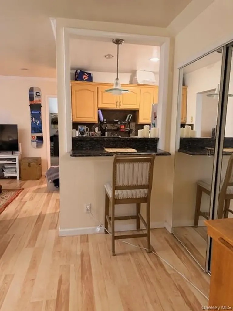 425 Shore Road Long Beach NY 11561