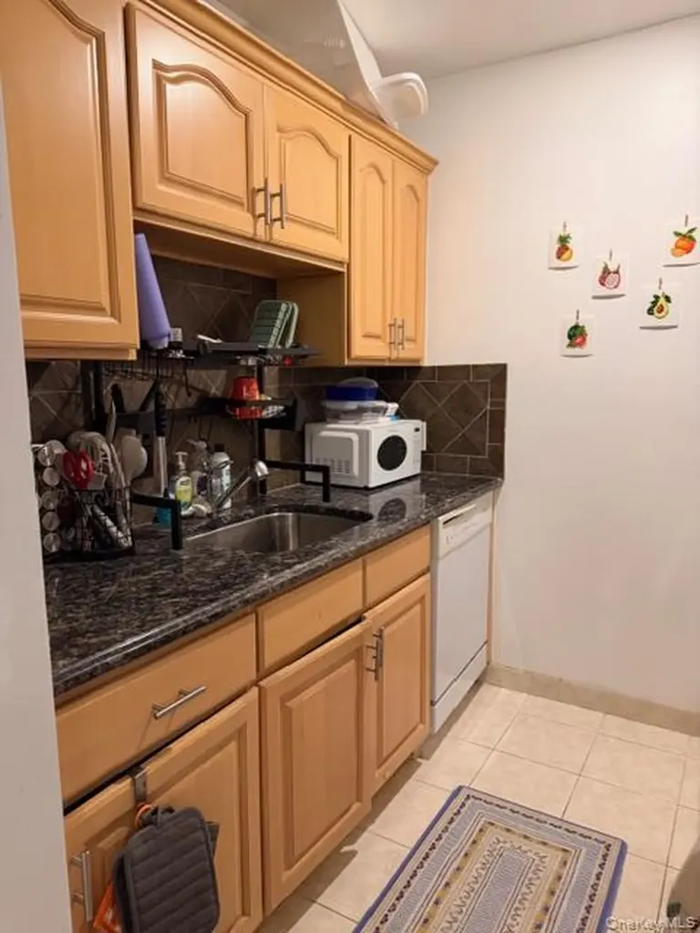 425 Shore Road Long Beach NY 11561