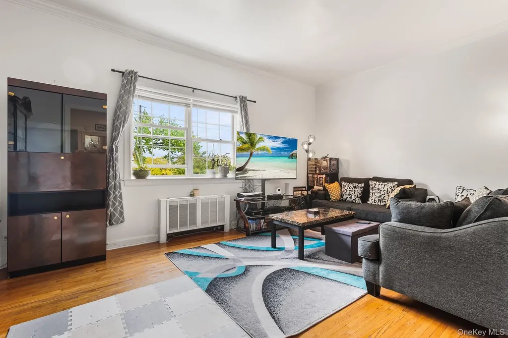 37 Fieldstone Hartsdale NY 10530
