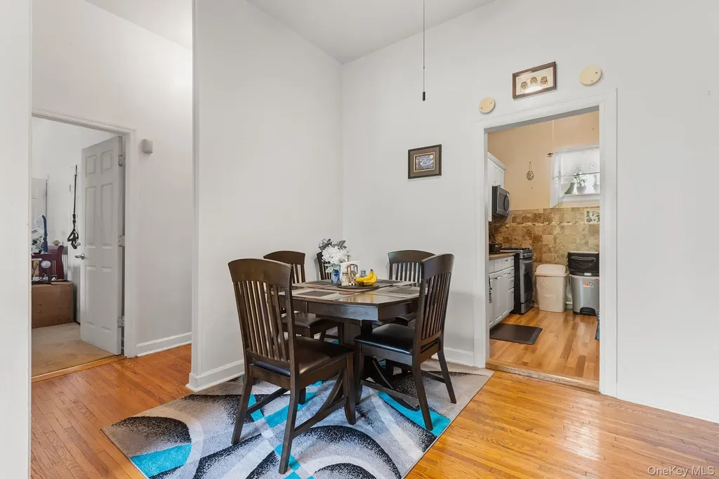 37 Fieldstone Hartsdale NY 10530