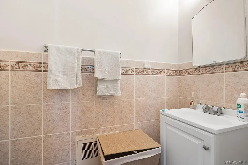 37 Fieldstone Hartsdale NY 10530