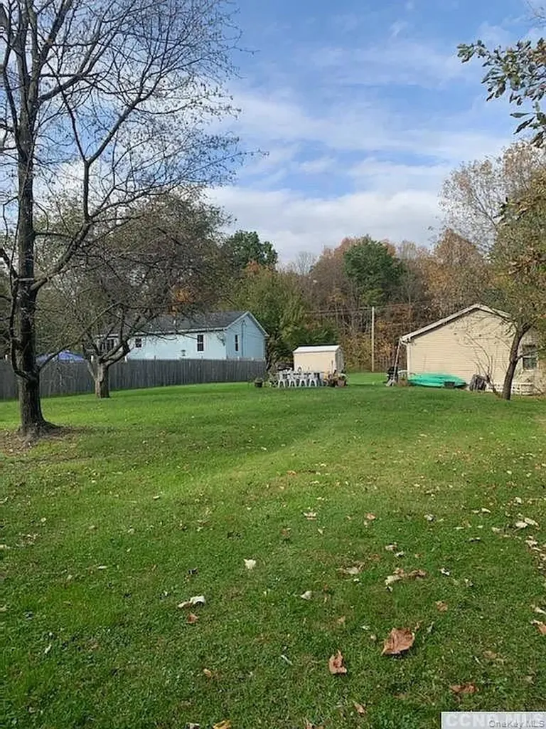 81 Cauterskill Avenue Catskill NY 12414
