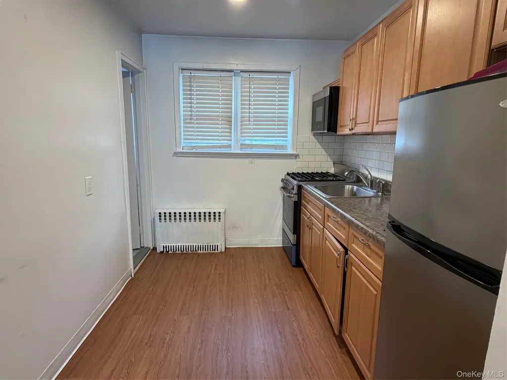 830 E Broadway Long Beach NY 11561
