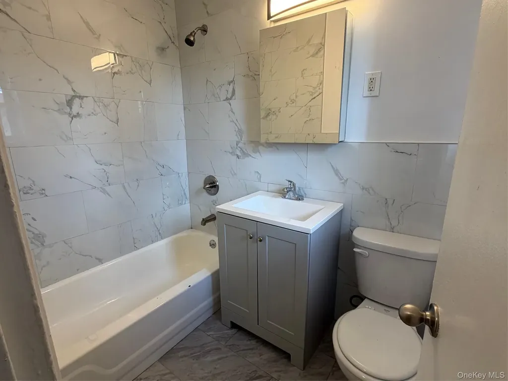 830 E Broadway Long Beach NY 11561