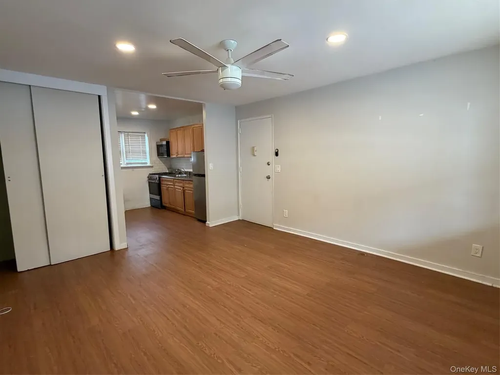 830 E Broadway Long Beach NY 11561