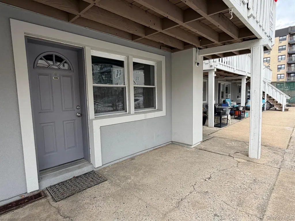 830 E Broadway Long Beach NY 11561