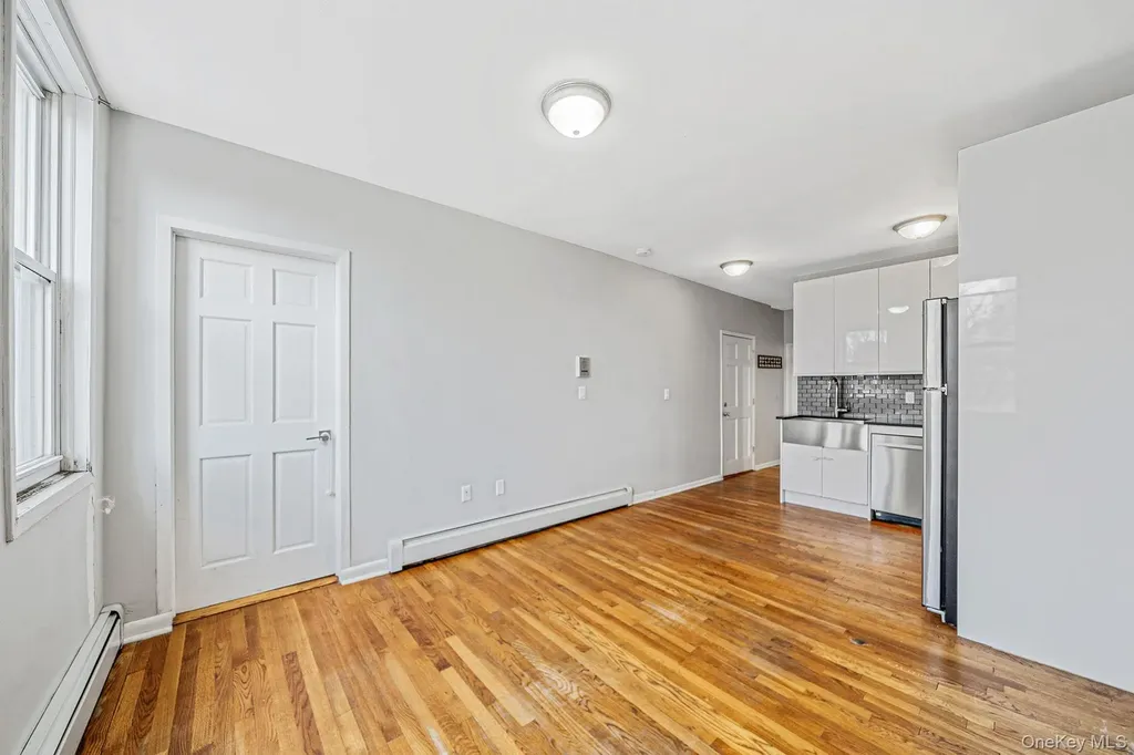 176A 26 Brooklyn NY 11232