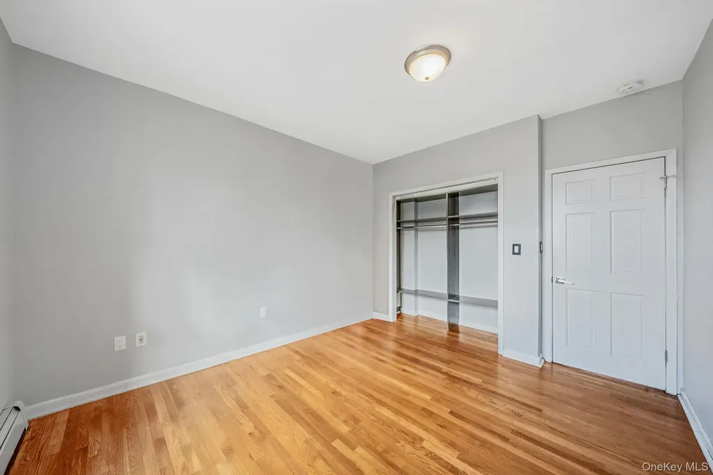 176A 26 Brooklyn NY 11232