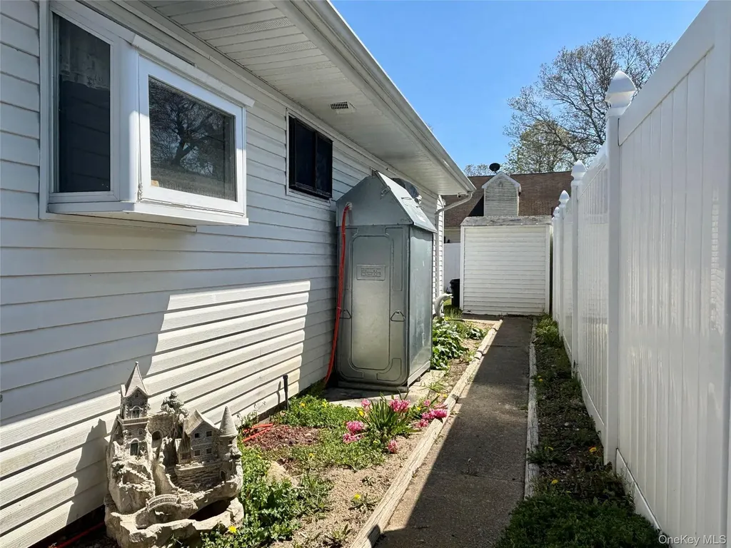 228 Patchogue Avenue Mastic NY 11950
