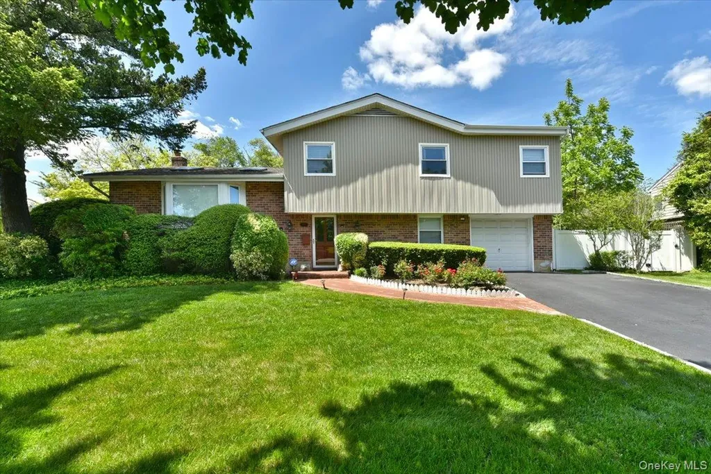 10 Orange Drive Jericho NY 11753