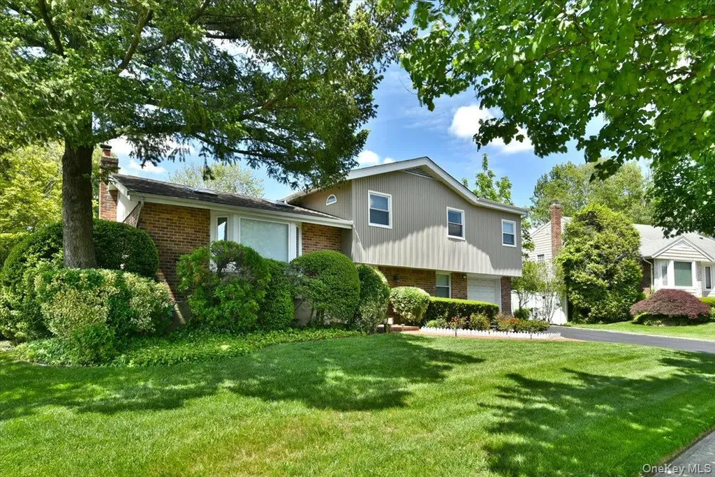 10 Orange Drive Jericho NY 11753