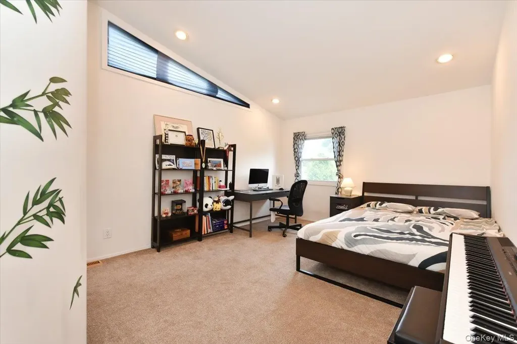 10 Orange Drive Jericho NY 11753