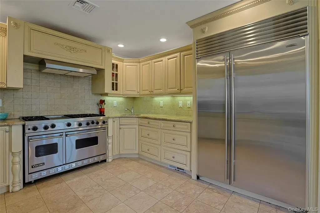 6 Treeline Terrace Nyack NY 10960