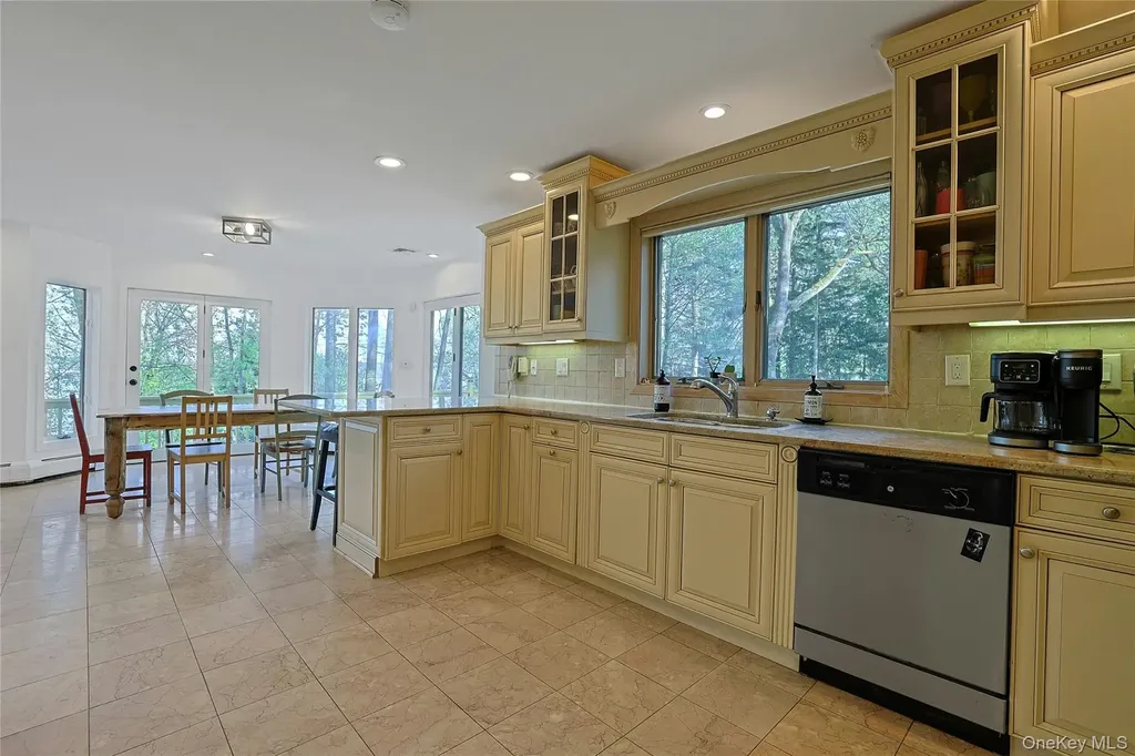 6 Treeline Terrace Nyack NY 10960