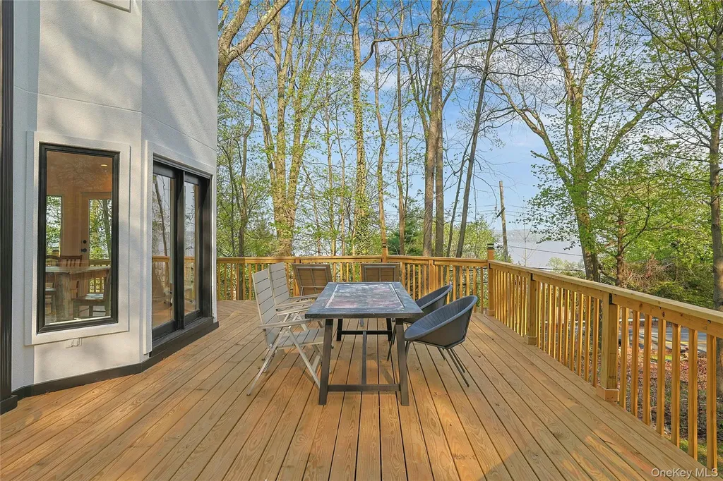 6 Treeline Terrace Nyack NY 10960