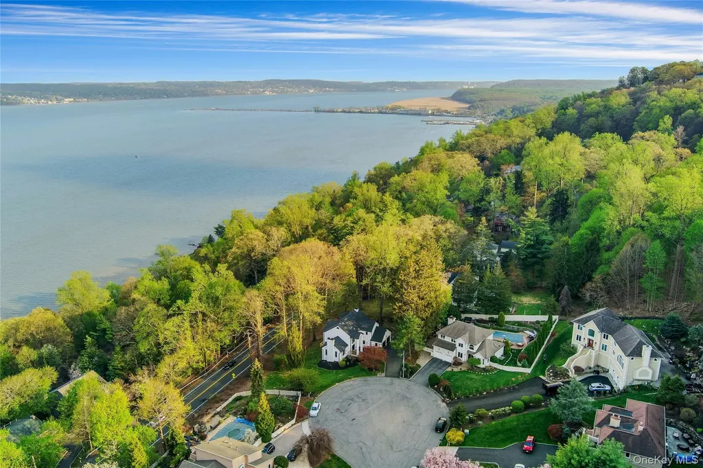 6 Treeline Terrace Nyack NY 10960