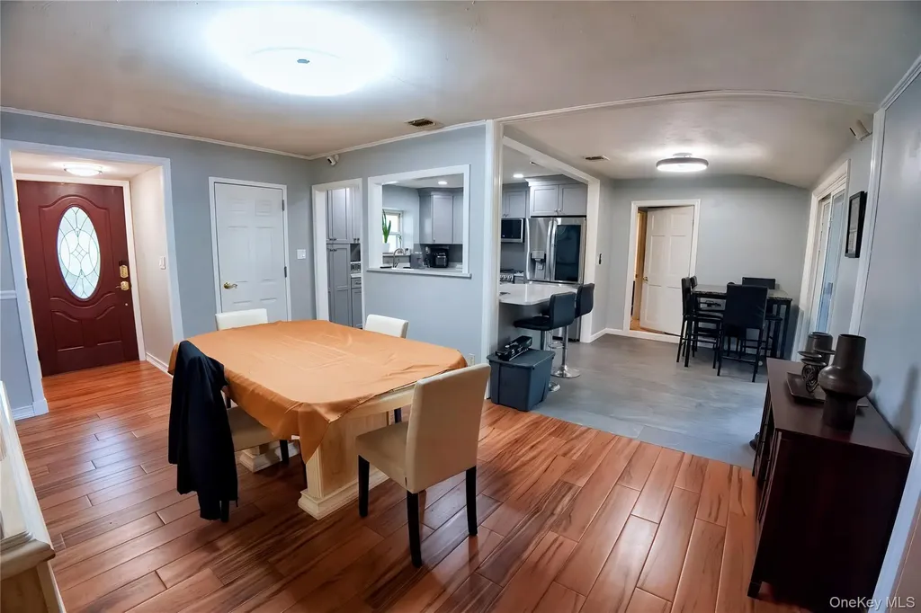 165 Randall Road Shoreham NY 11786