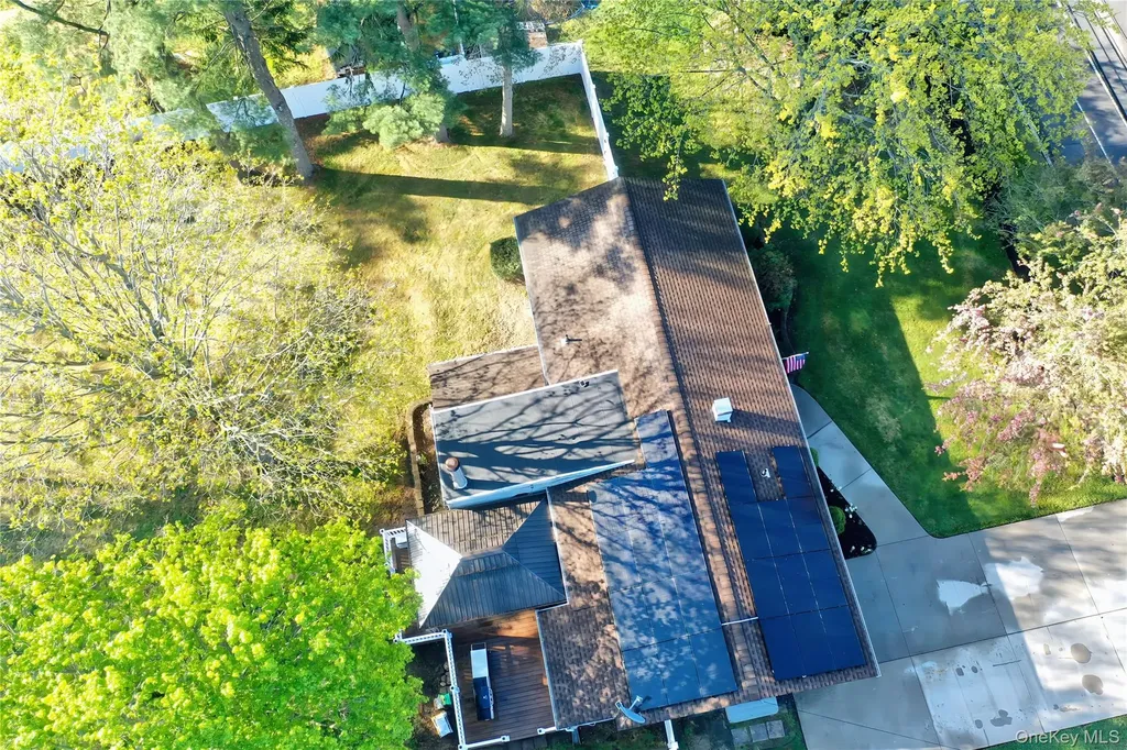 165 Randall Road Shoreham NY 11786