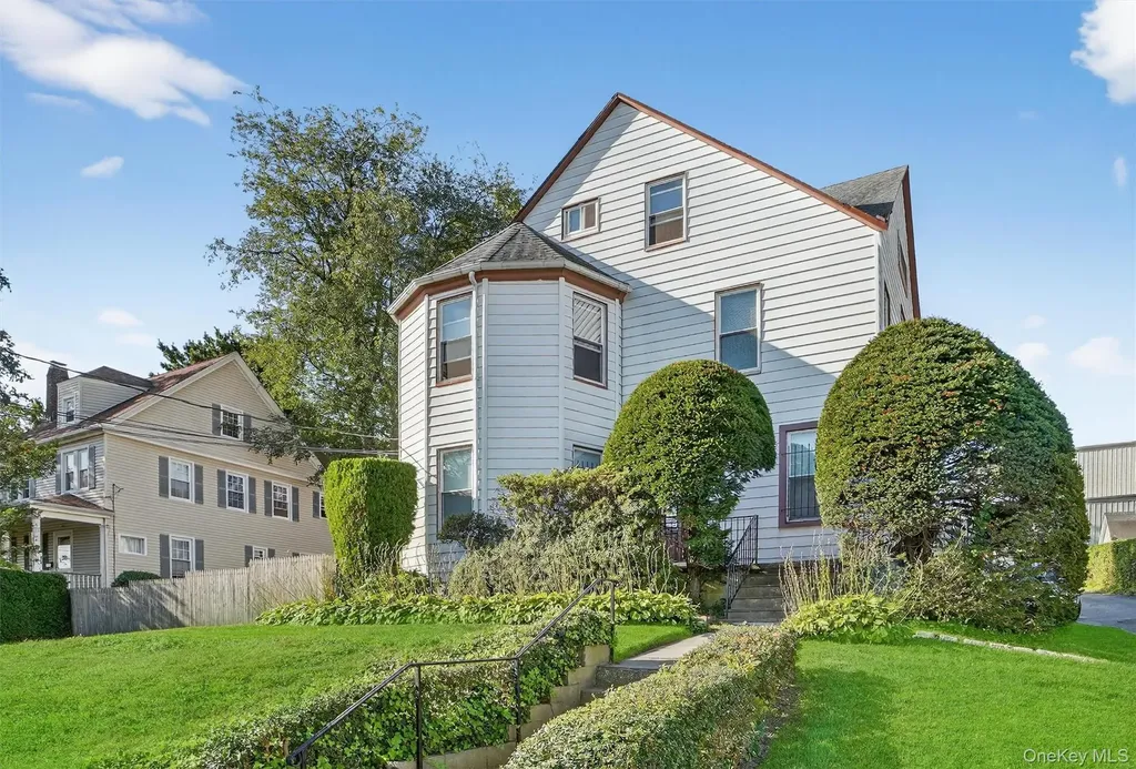 81 Woodland Avenue New Rochelle NY 10805