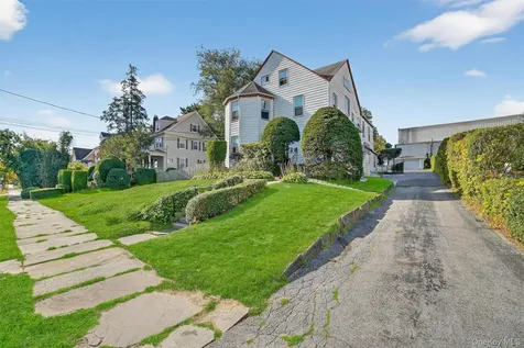81 Woodland Avenue New Rochelle NY 10805