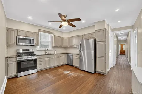 81 Woodland Avenue New Rochelle NY 10805