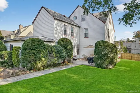 81 Woodland Avenue New Rochelle NY 10805