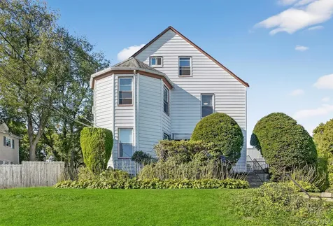81 Woodland Avenue New Rochelle NY 10805