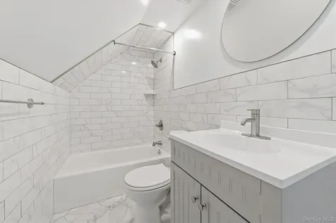 81 Woodland Avenue New Rochelle NY 10805