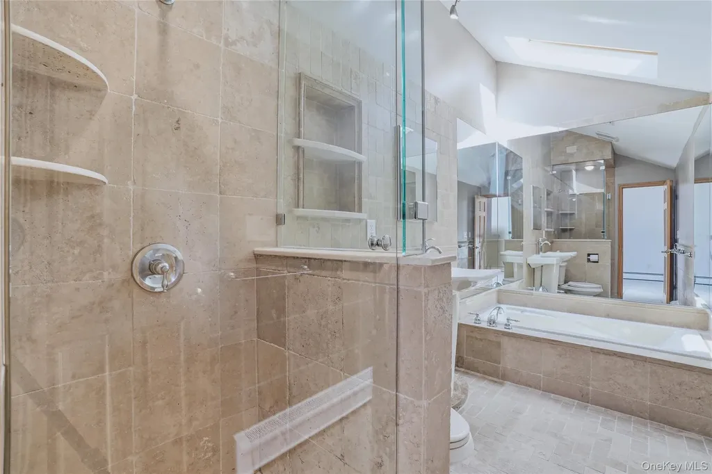 739 Hewitt Lane New Windsor NY 12553