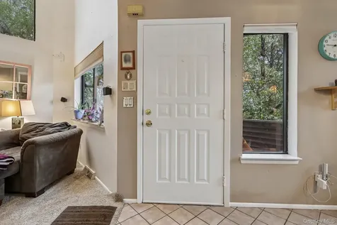 28 Tulip Court Nanuet NY 10954
