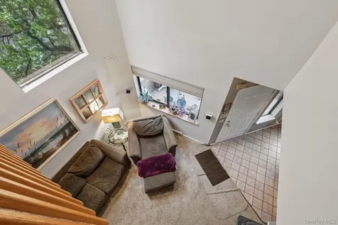 28 Tulip Court Nanuet NY 10954