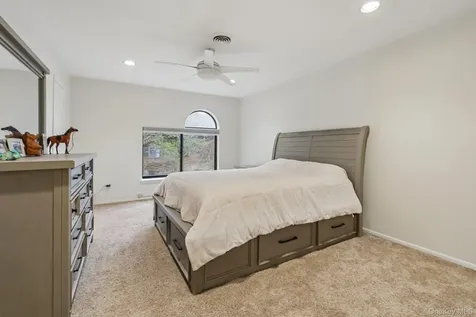 28 Tulip Court Nanuet NY 10954