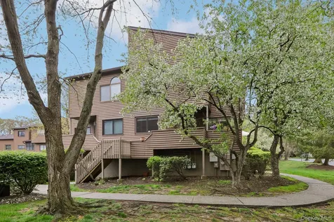 28 Tulip Court Nanuet NY 10954