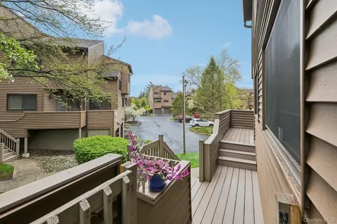 28 Tulip Court Nanuet NY 10954