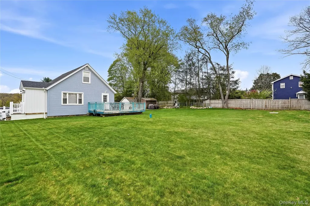 6 Dellacona Road Carmel NY 10512