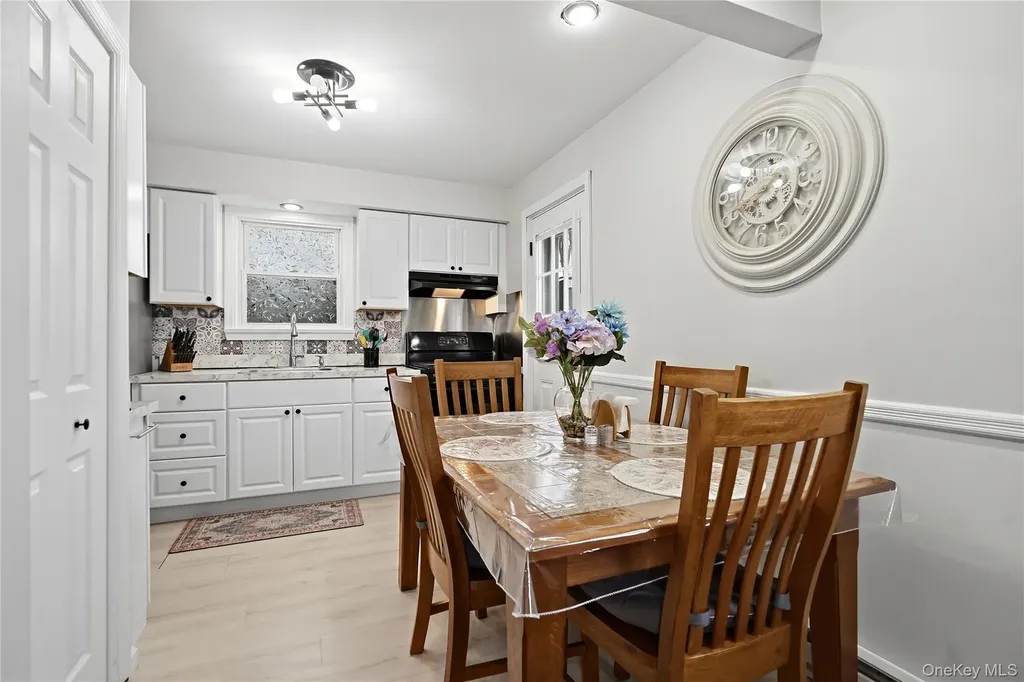 6 Dellacona Road Carmel NY 10512