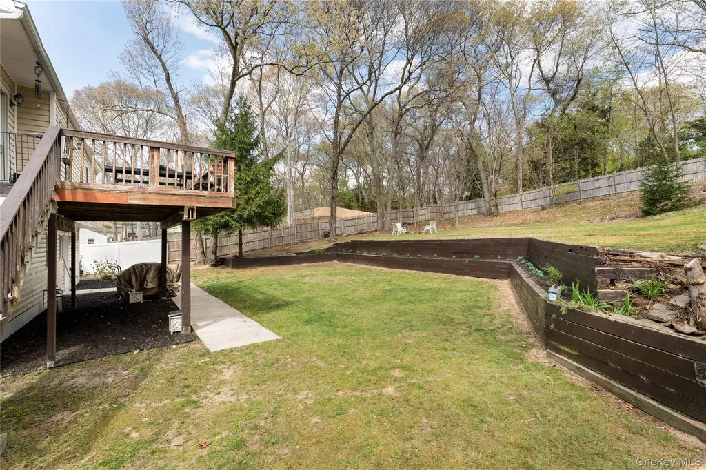 591 Meadow Road Kings Park NY 11754